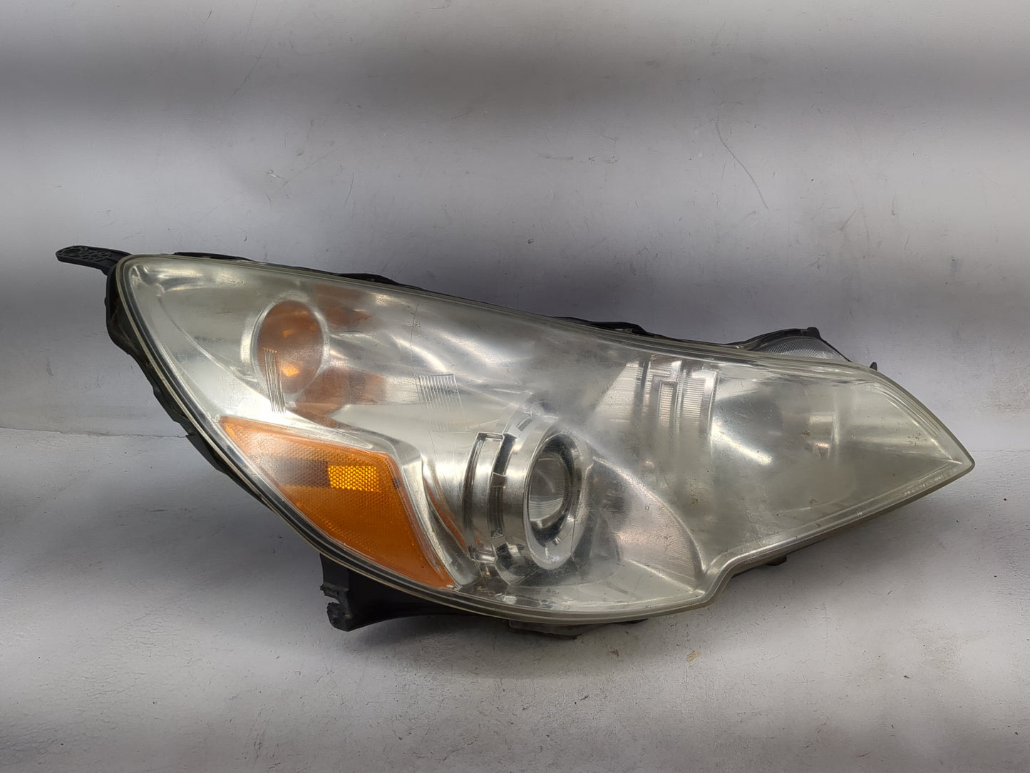 Subaru Outback Passenger Right Oem Head Light Headlight Lamp - Oemusedautoparts1.com