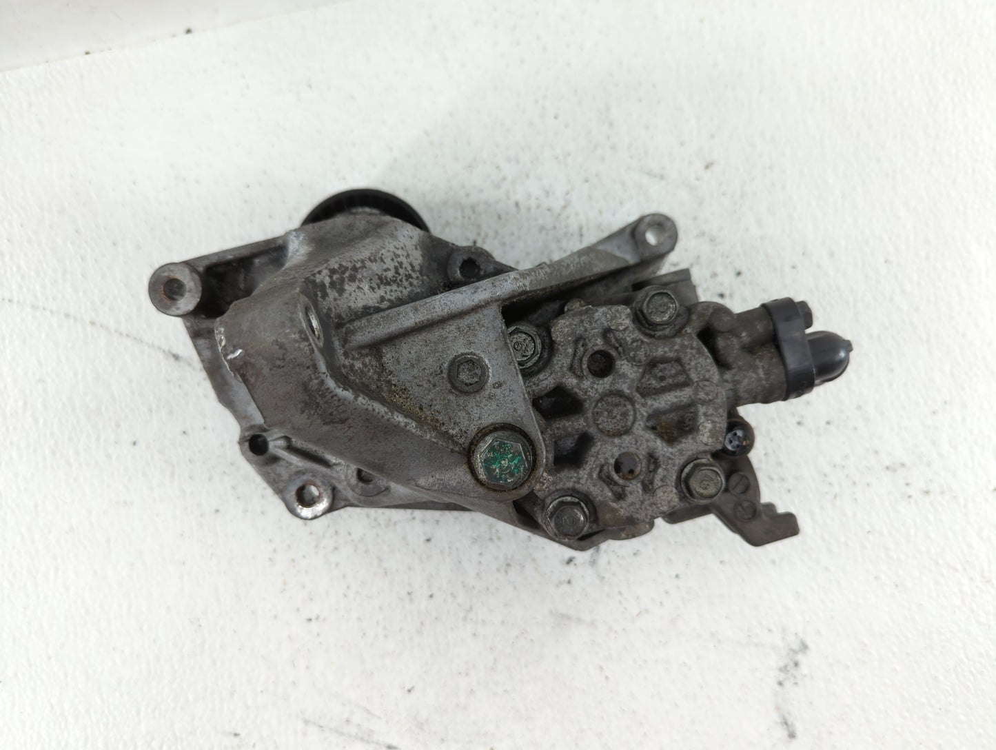 2010 Subaru Outback Alternator Replacement Generator Charging Assembly Engine OEM Fits OEM Used Auto Parts - Oemusedautopart