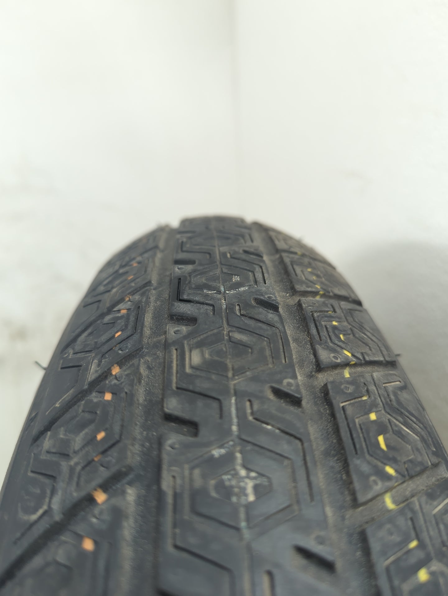 2010-2013 Suzuki Kizashi Spare Donut Tire Wheel Rim Oem - Oemusedautoparts1.com