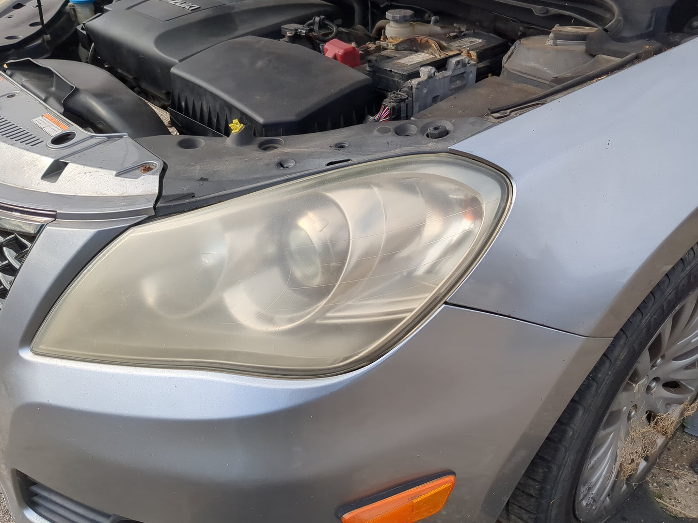 2010-2013 Suzuki Kizashi Driver Left Oem Head Light Headlight Lamp - Oemusedautoparts1.com