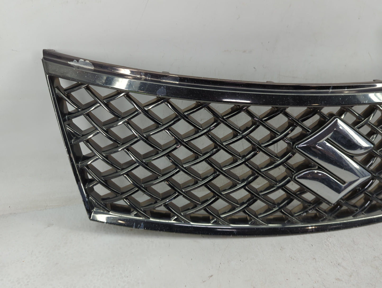 2010-2013 Suzuki Kizashi Front Grille Bumper Not Included - Oemusedautoparts1.com