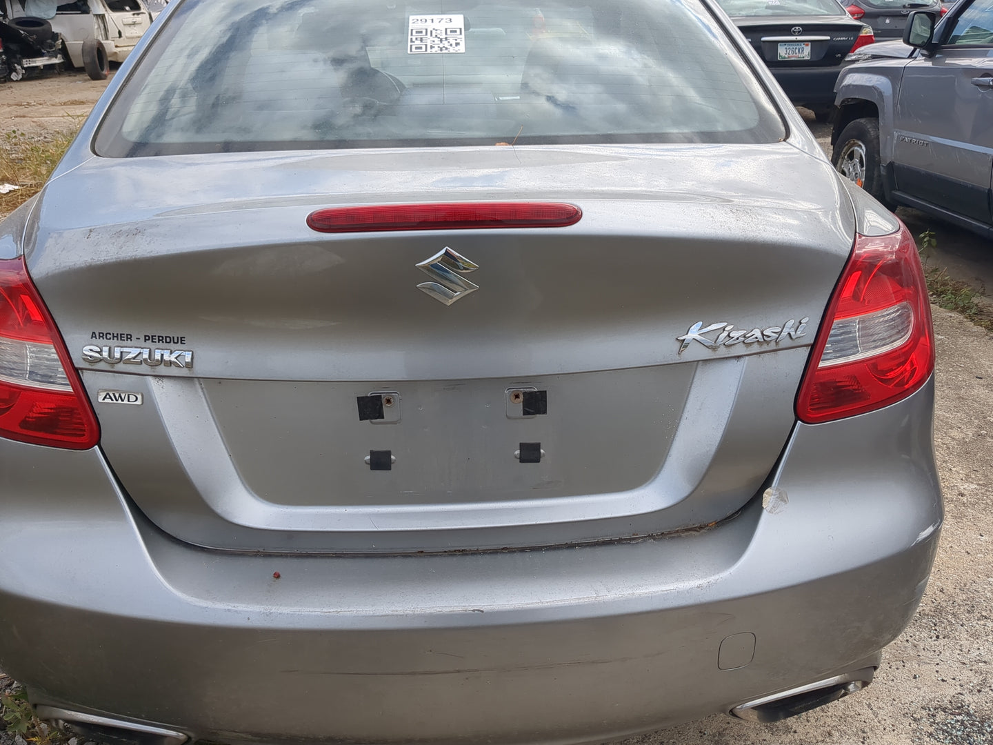 2010-2013 Suzuki Kizashi Trunk/decklid/hatch/tailgate Oem - Oemusedautoparts1.com