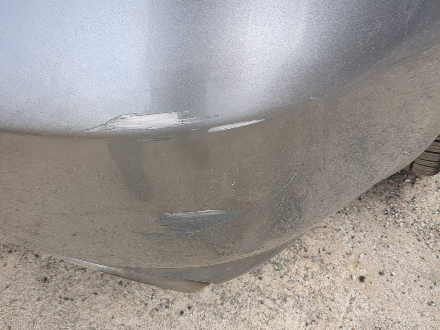 2010-2013 Suzuki Kizashi Rear Bumper Assembly Oem - Oemusedautoparts1.com