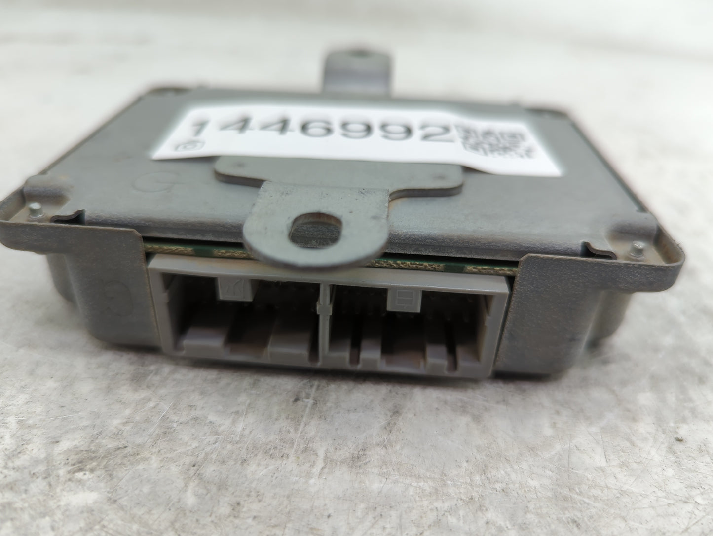 2010-2010 Suzuki Kizashi Transmission Control Module Tcu Tcm - Oemusedautoparts1.com
