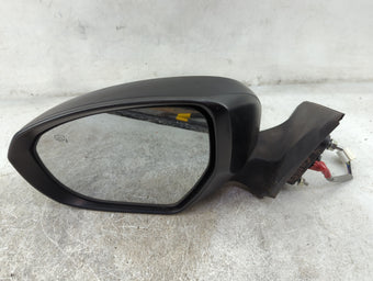 compare product 2010-2013 Suzuki Kizashi Driver Side View Mirror - Left Door Mirror OEM Used