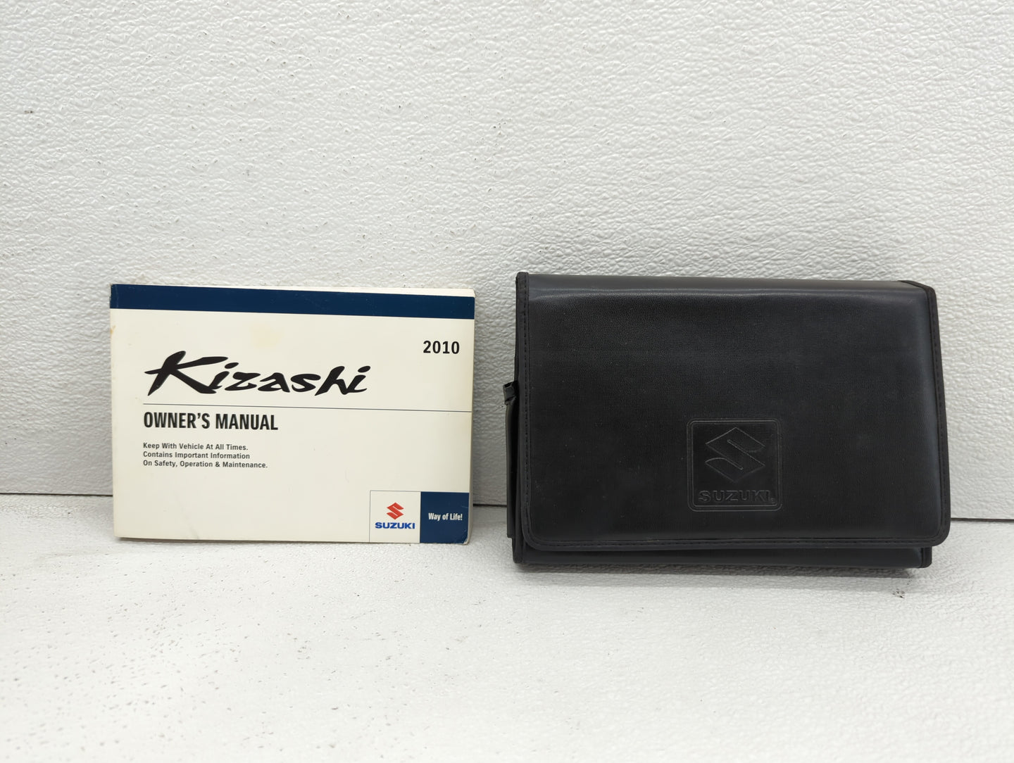 2010 Suzuki Kizashi Owners Manual Book Guide OEM Used Auto Parts - Oemusedautoparts1.com