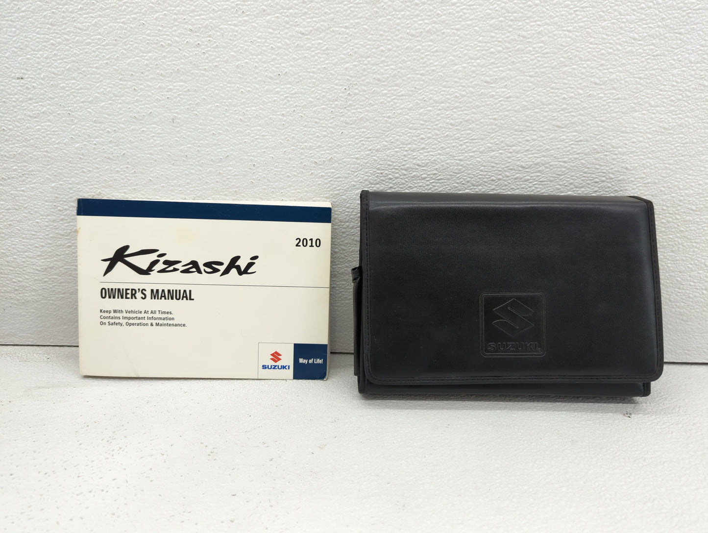 2010 Suzuki Kizashi Owners Manual Book Guide OEM Used Auto Parts - Oemusedautoparts1.com