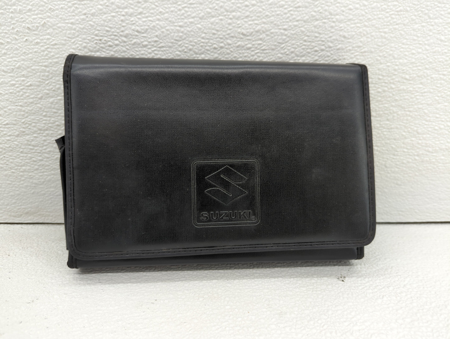 2010 Suzuki Kizashi Owners Manual Book Guide OEM Used Auto Parts - Oemusedautoparts1.com