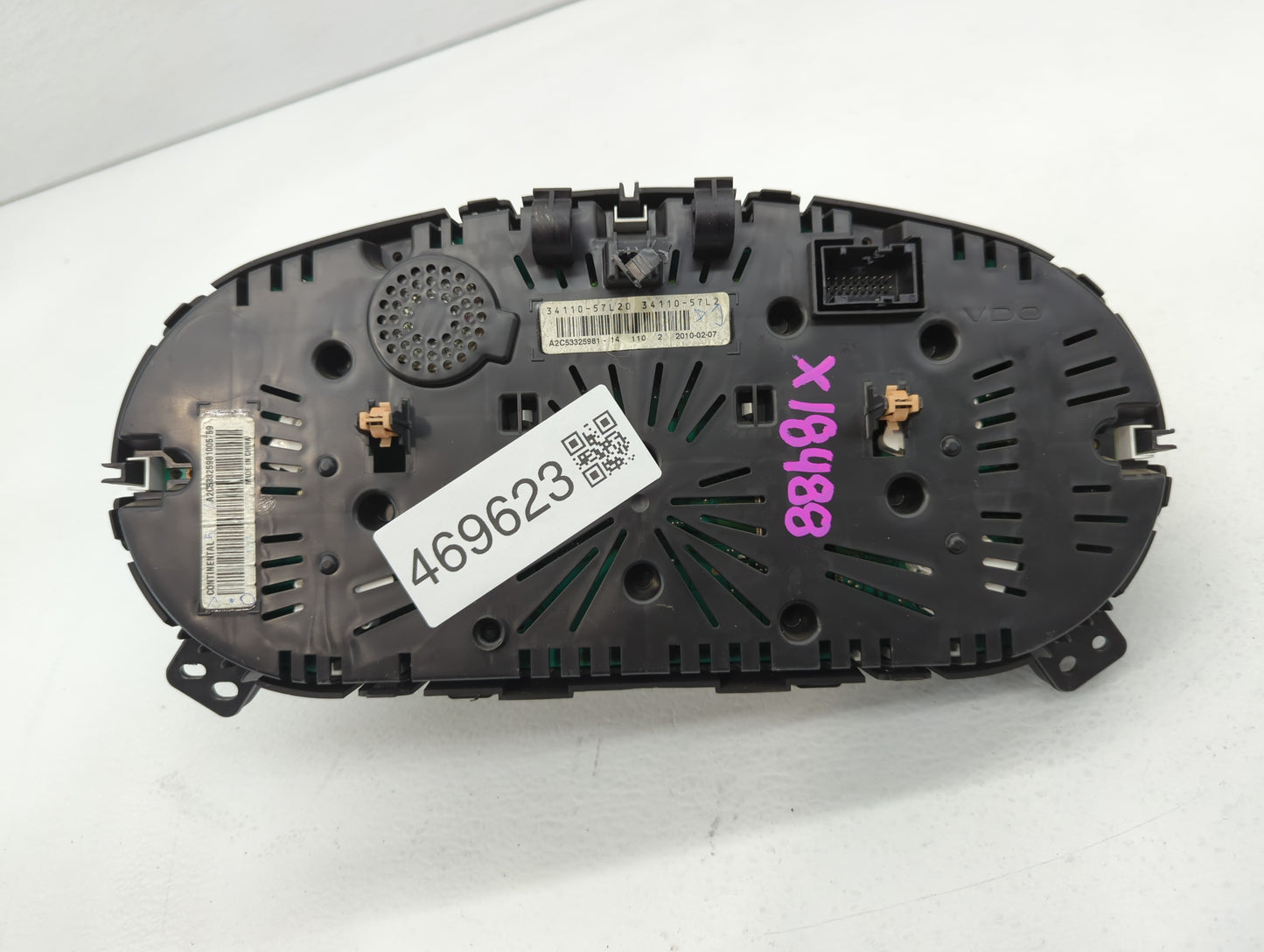 2010-2013 Suzuki Kizashi Instrument Cluster Speedometer Gauges P/N:34110-57L22 34110-57L2 Fits Fits 2010 2011 2012 2013 OEM 