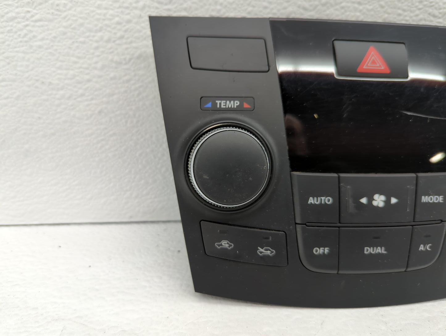 2010-2013 Suzuki Kizashi Climate Control Module Temperature AC/Heater Replacement P/N:39510-57L8 39510-57L80 Fits OEM Used A
