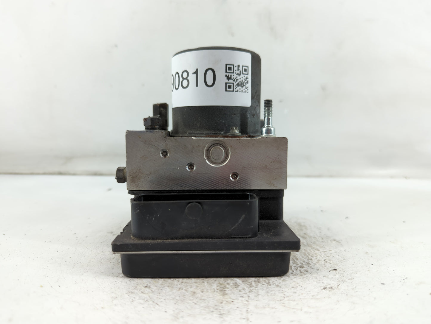 2010-2013 Suzuki Kizashi ABS Pump Control Module Replacement P/N:56110-57L03 Fits Fits 2010 2011 2012 2013 OEM Used Auto Par