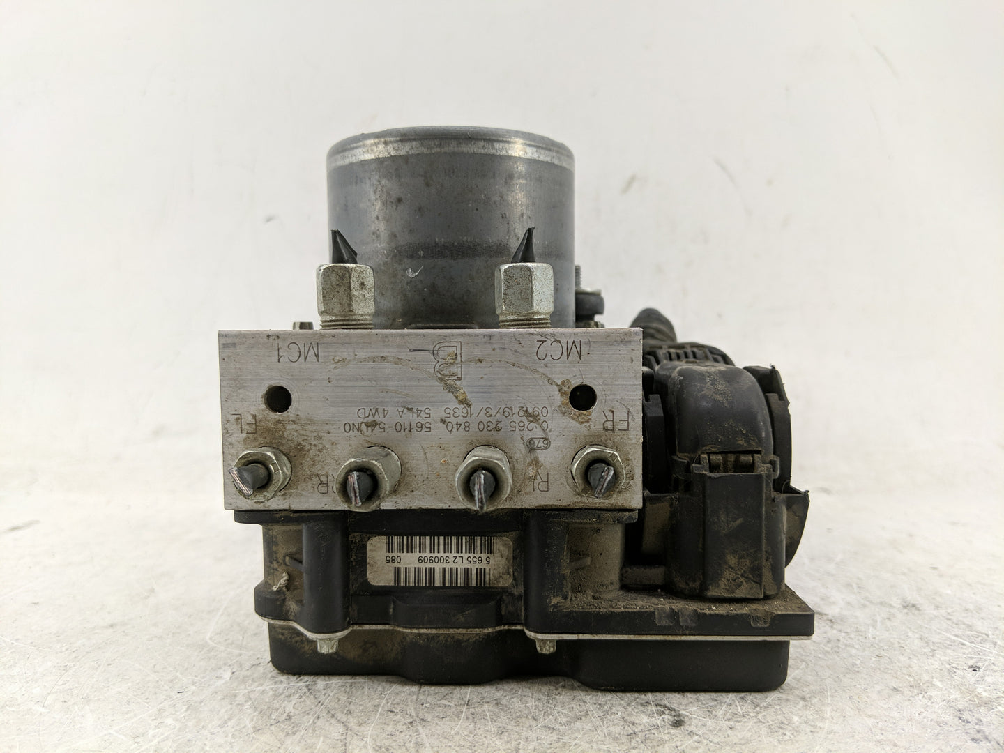 2010-2013 Suzuki Sx4 ABS Pump Control Module Replacement P/N:265 951 Fits Fits 2010 2011 2012 2013 OEM Used Auto Parts - Oem