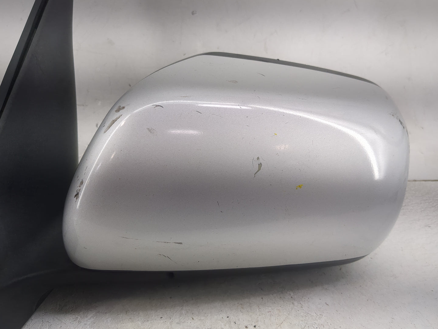 2010 Suzuki Vitara Driver Side View Mirror - Left Door Mirror OEM Used - Oemusedautoparts1.com