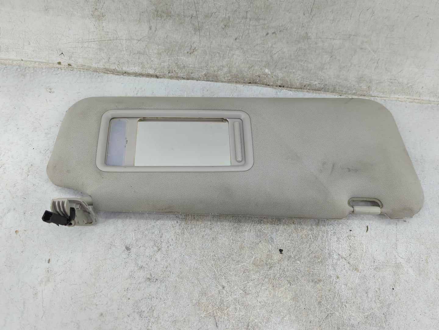 2010 Toyota 4runner Sun Visor Shade Replacement Passenger Right Mirror Fits OEM Used Auto Parts - Oemusedautoparts1.com