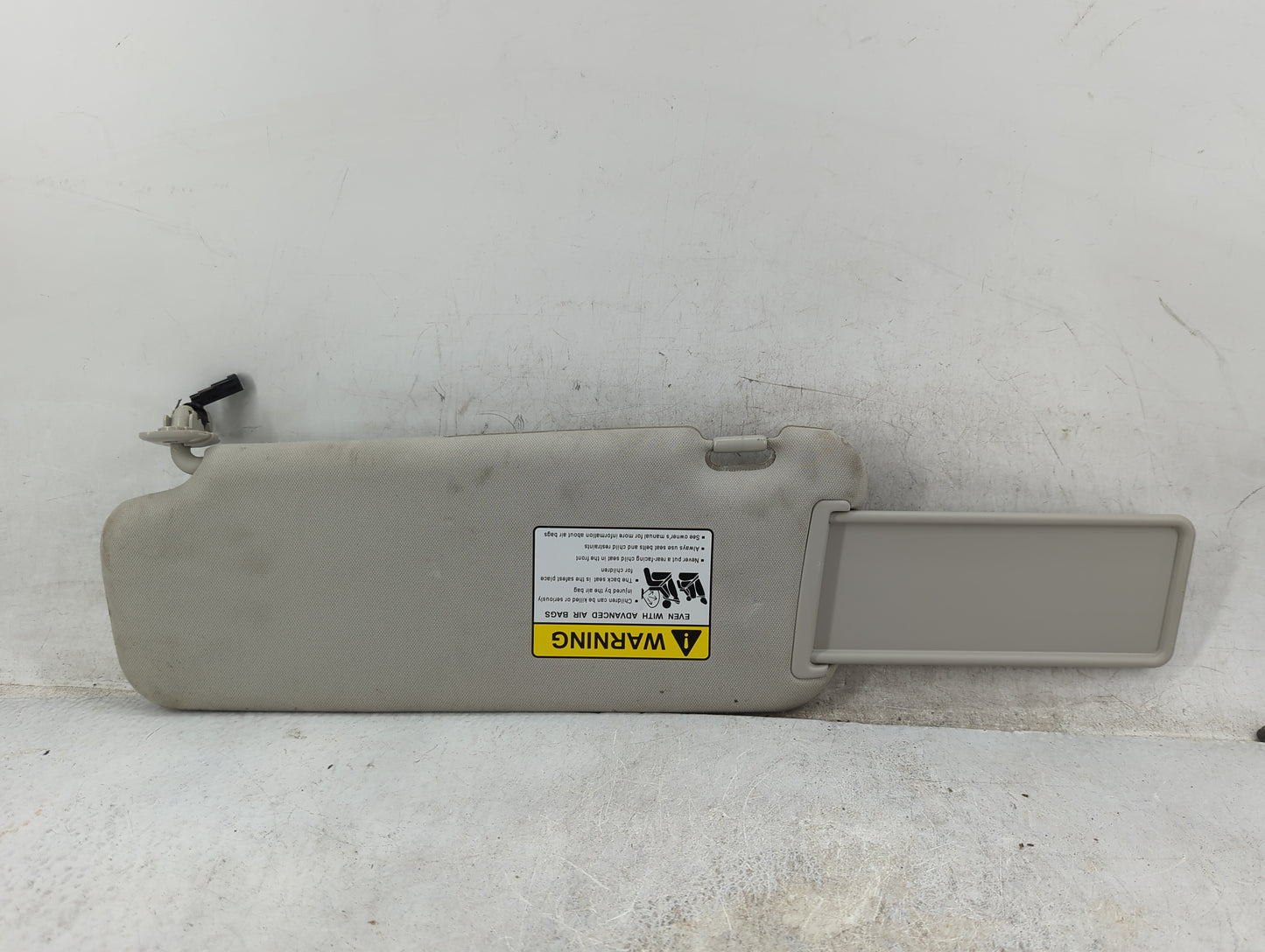 2010 Toyota 4runner Sun Visor Shade Replacement Passenger Right Mirror Fits OEM Used Auto Parts - Oemusedautoparts1.com