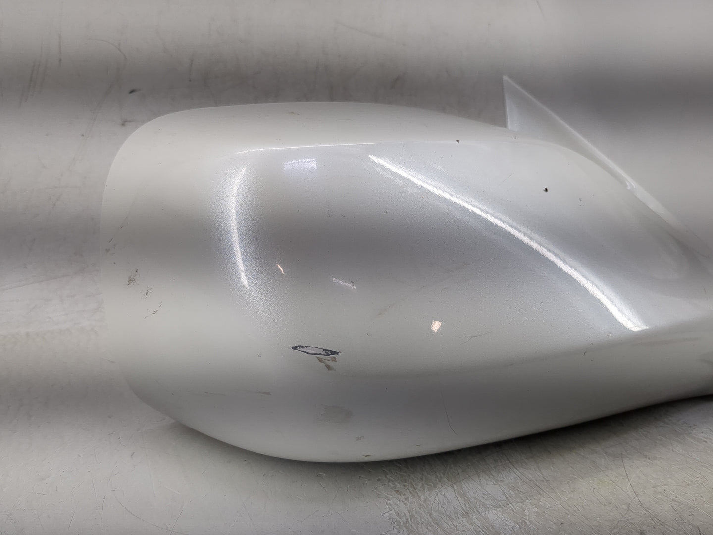 2010 Toyota Avalon Passenger Side View Mirror - Right Door Mirror OEM Used - Oemusedautoparts1.com