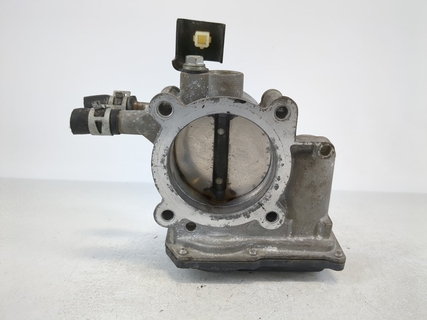2007-2011 Toyota Camry Throttle Body P/N:22030-0V010 Fits Fits 2006 2007 2008 2009 2010 2011 2012 2013 2014 2015 OEM Used Au