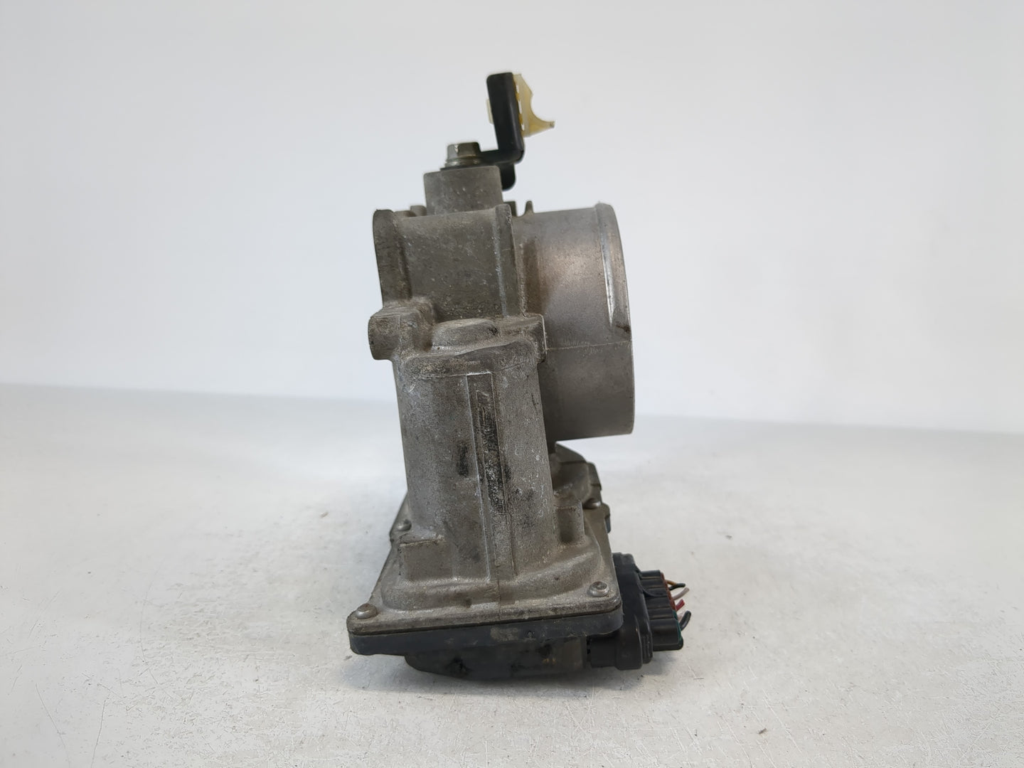 2007-2011 Toyota Camry Throttle Body P/N:22030-0V010 Fits Fits 2006 2007 2008 2009 2010 2011 2012 2013 2014 2015 OEM Used Au