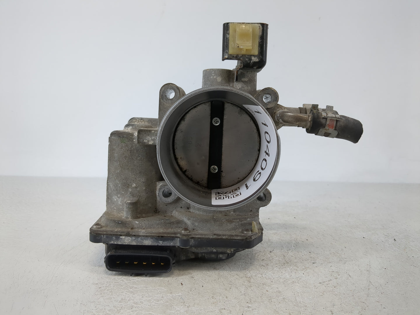 2010-2017 Toyota Camry Throttle Body P/N:22030-0V010 Fits Fits 2009 2010 2011 2012 2013 2014 2015 2016 2017 2018 2019 OEM Us