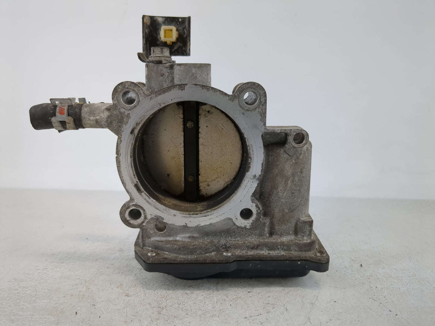 2010-2017 Toyota Camry Throttle Body P/N:22030-0V010 Fits Fits 2009 2010 2011 2012 2013 2014 2015 2016 2017 2018 2019 OEM Us