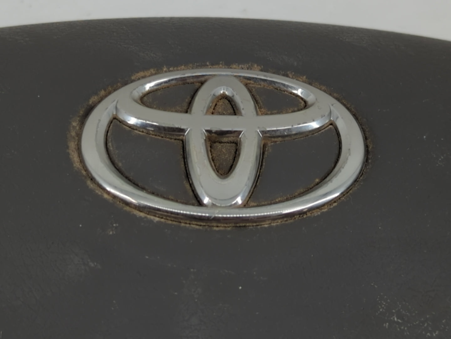 2007-2011 Toyota Camry Air Bag Driver Left Steering Wheel Mounted Fits Fits 2007 2008 2009 2010 2011 OEM Used Auto Parts - O
