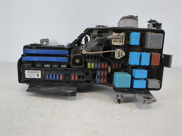 2010 Toyota Camry Fusebox Fuse Box Panel Relay Module P/N:82720-06091 TP1974 Fits OEM Used Auto Parts