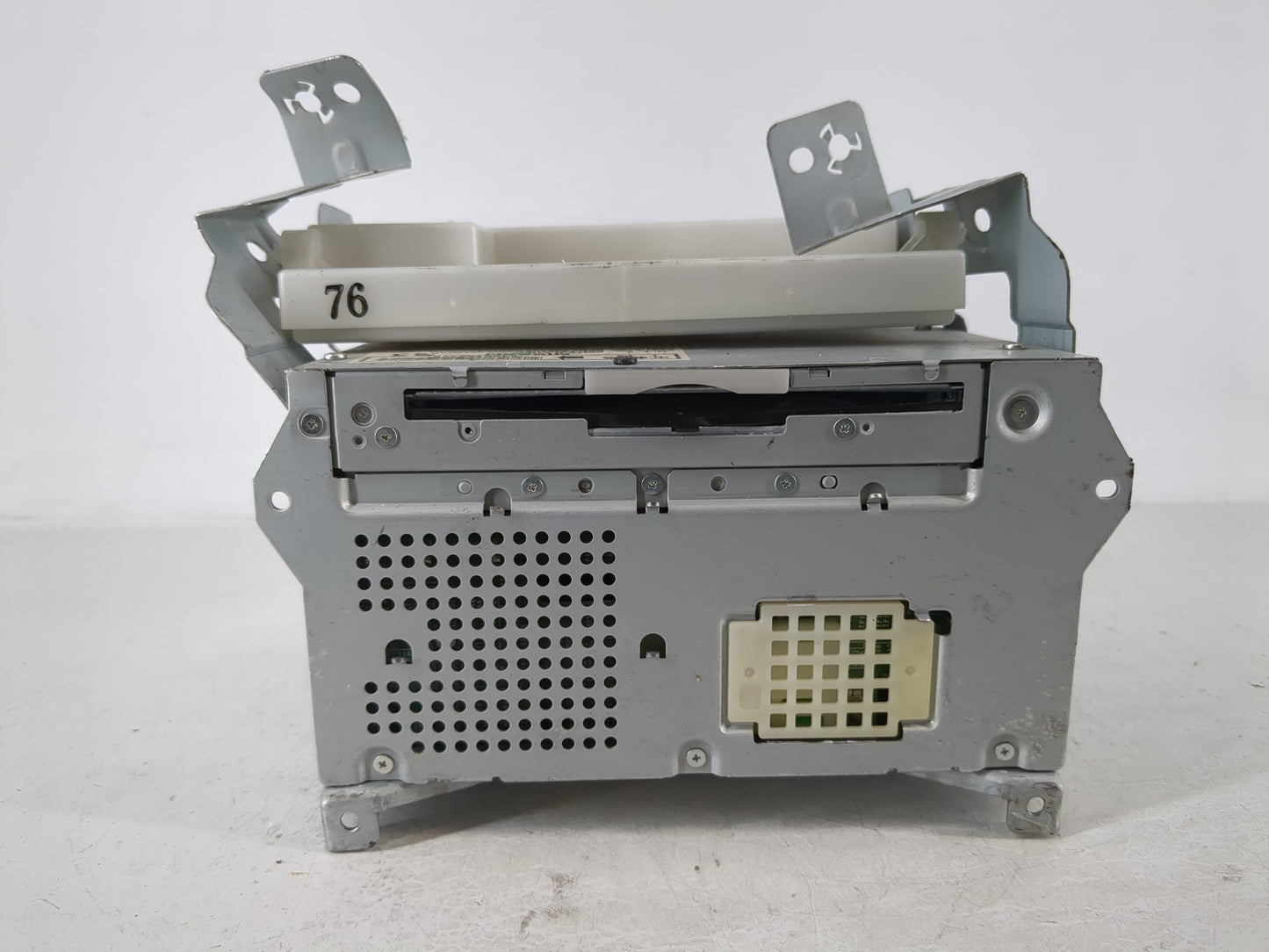 2010-2011 Toyota Camry Radio AM FM Cd Player Receiver Replacement P/N:25915 3LZ1C 9456125306 Fits Fits 2010 2011 OEM Used Au