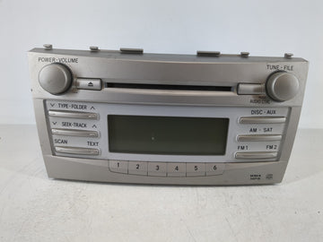 2010-2011 Toyota Camry Radio AM FM Cd Player Receiver Replacement P/N:86120-06480 Fits Fits 2010 2011 OEM Used Auto Parts - 