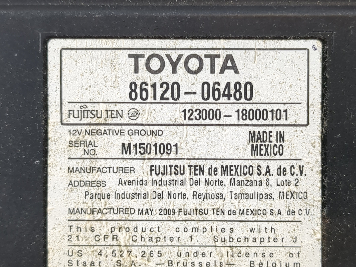 2010-2011 Toyota Camry Radio AM FM Cd Player Receiver Replacement P/N:86120-06480 Fits Fits 2010 2011 OEM Used Auto Parts - 