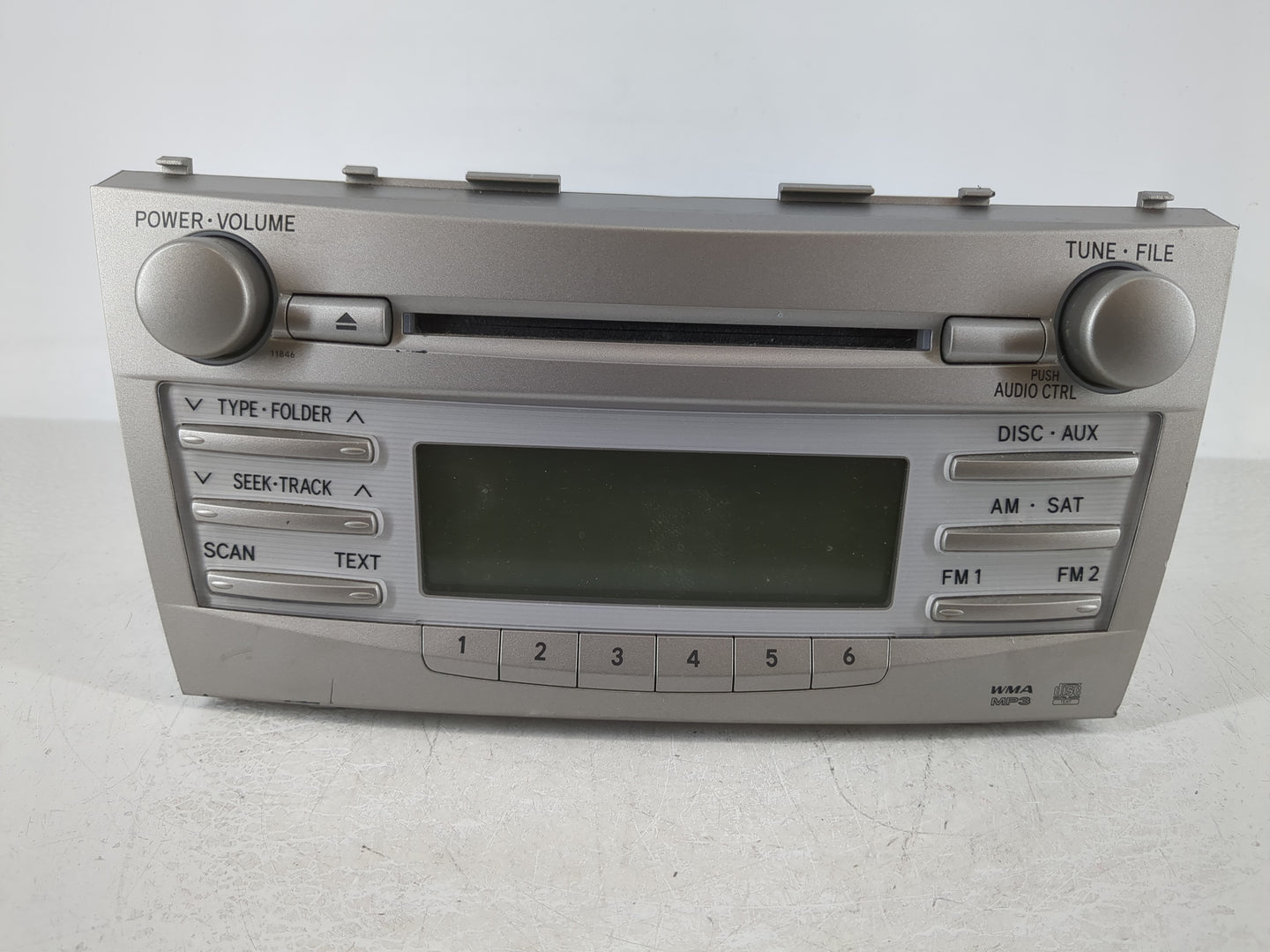 2010-2011 Toyota Camry Radio AM FM Cd Player Receiver Replacement P/N:86120-06480 Fits Fits 2010 2011 OEM Used Auto Parts - 