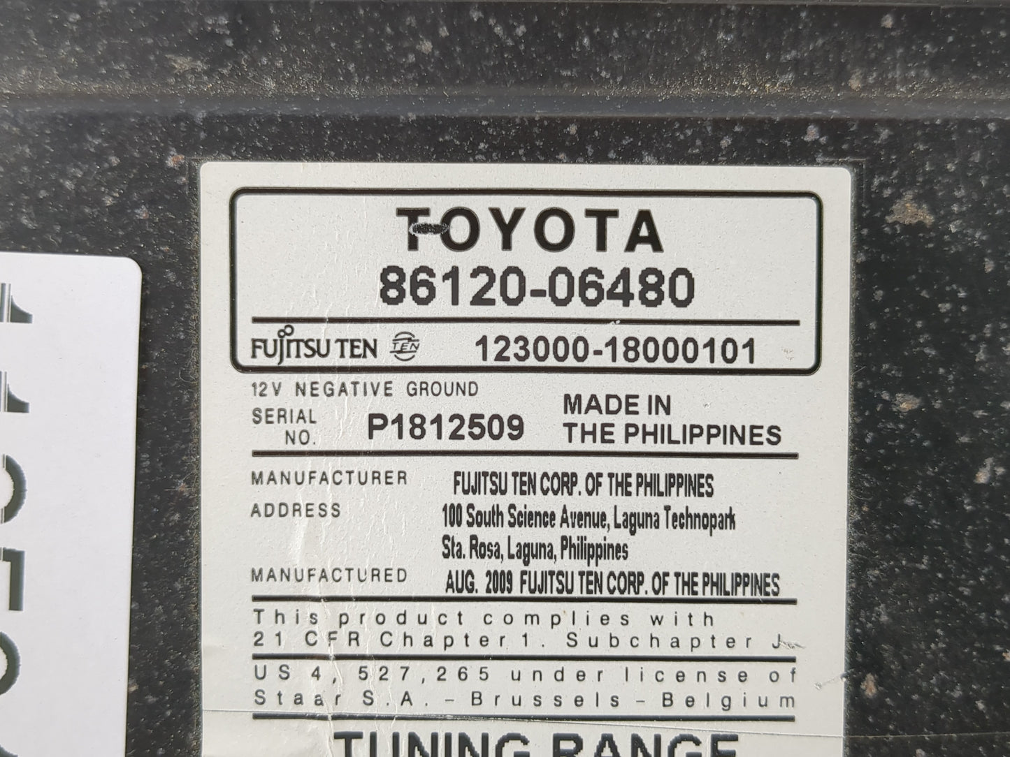 2010-2011 Toyota Camry Radio AM FM Cd Player Receiver Replacement P/N:86120-06480 Fits Fits 2010 2011 OEM Used Auto Parts - 