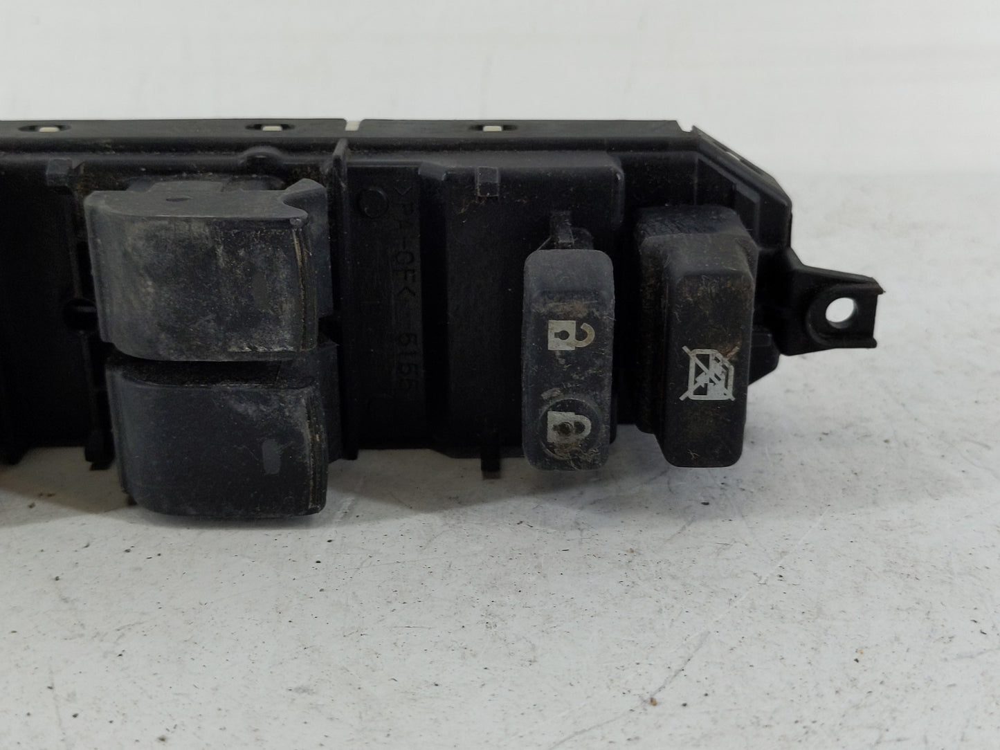 2010-2011 Toyota Camry Master Power Window Switch Replacement Driver Side Left P/N:515512 Fits OEM Used Auto Parts - Oemused