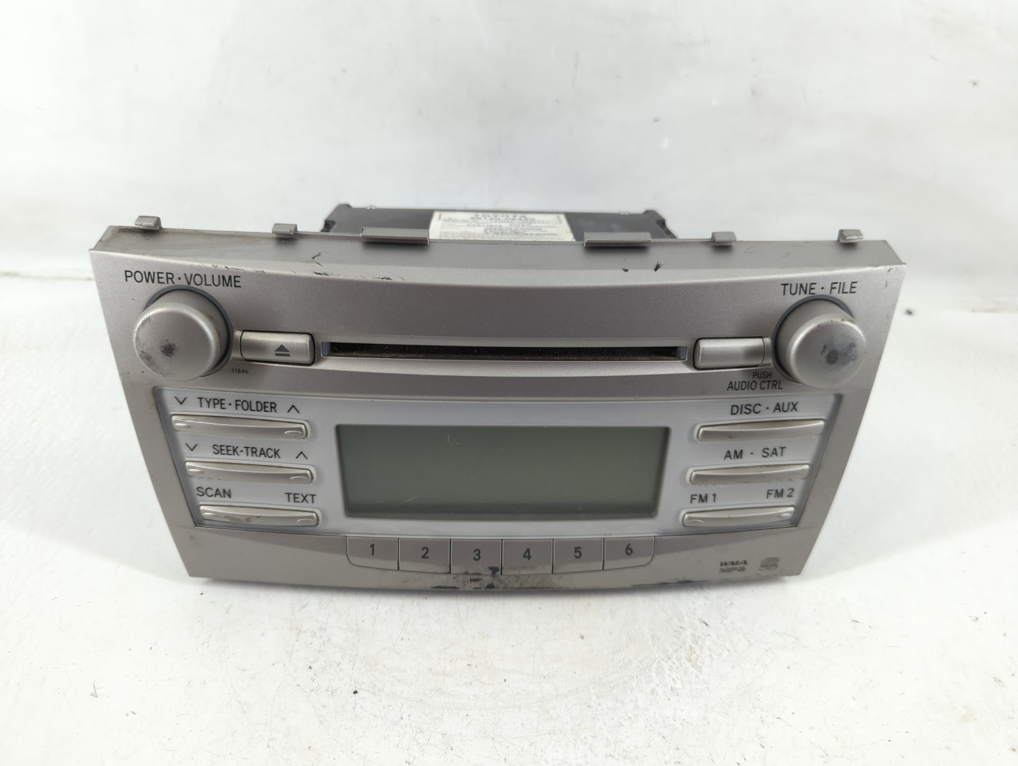 2010-2011 Toyota Camry Radio AM FM Cd Player Receiver Replacement P/N:86120-06480 Fits Fits 2010 2011 OEM Used Auto Parts - 