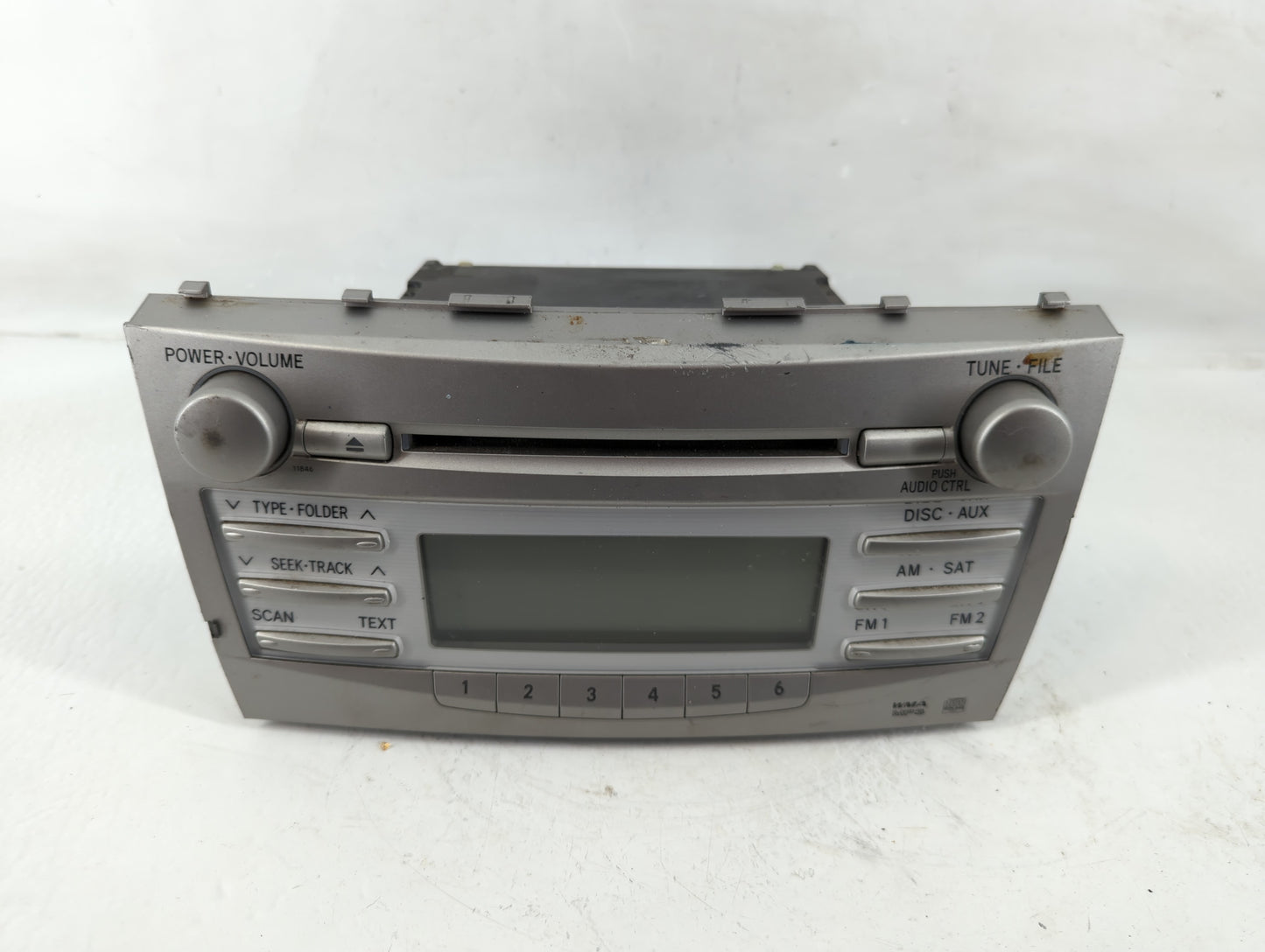 2010-2011 Toyota Camry Radio AM FM Cd Player Receiver Replacement P/N:121862-21 Fits Fits 2010 2011 OEM Used Auto Parts - Oe