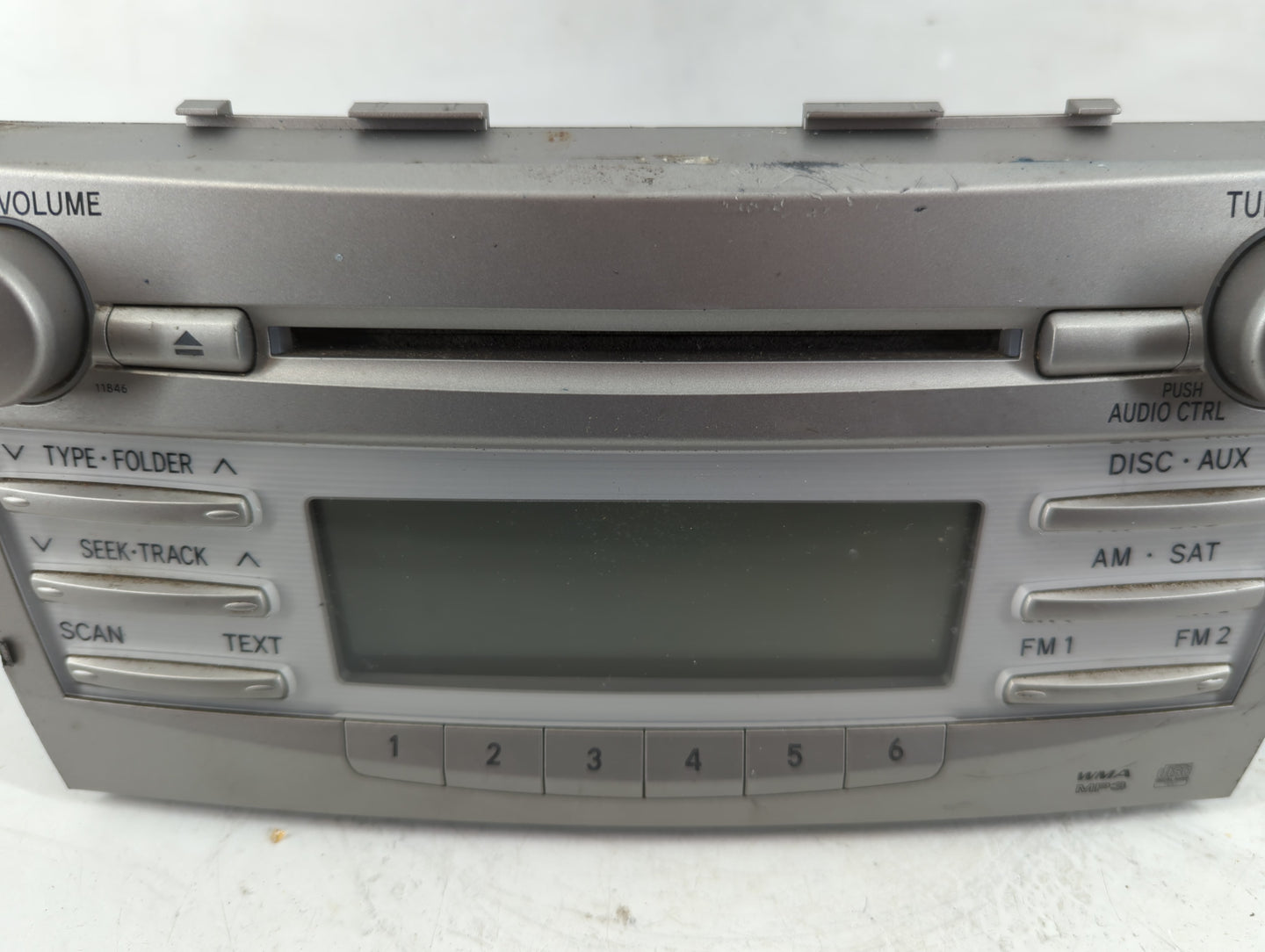 2010-2011 Toyota Camry Radio AM FM Cd Player Receiver Replacement P/N:121862-21 Fits Fits 2010 2011 OEM Used Auto Parts - Oe