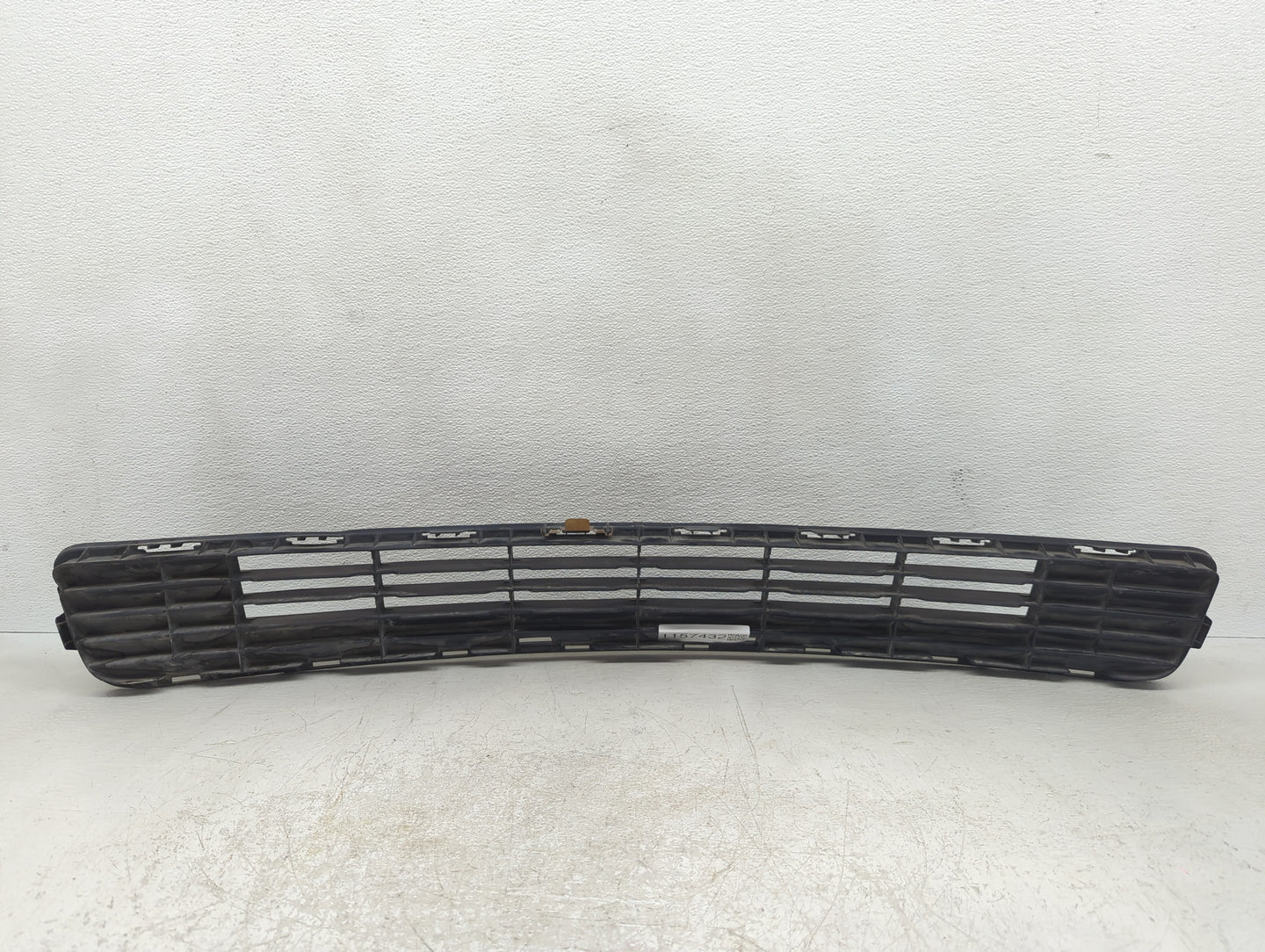 2010-2011 Toyota Camry Front Grille Bumper Not Included - Oemusedautoparts1.com