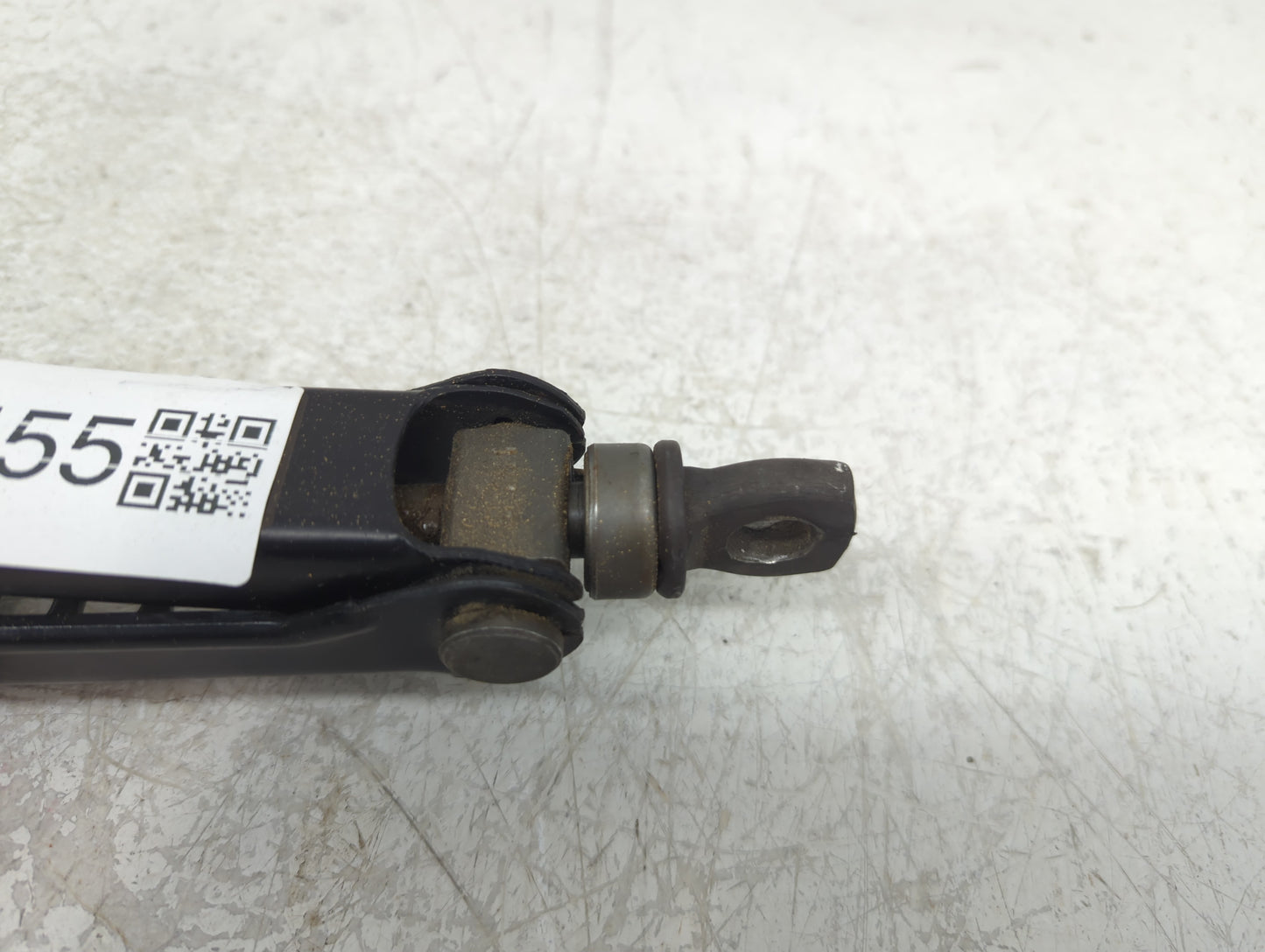 2010 Toyota Camry Spare Scissor Car Jack 1157455 - Oemusedautoparts1.com