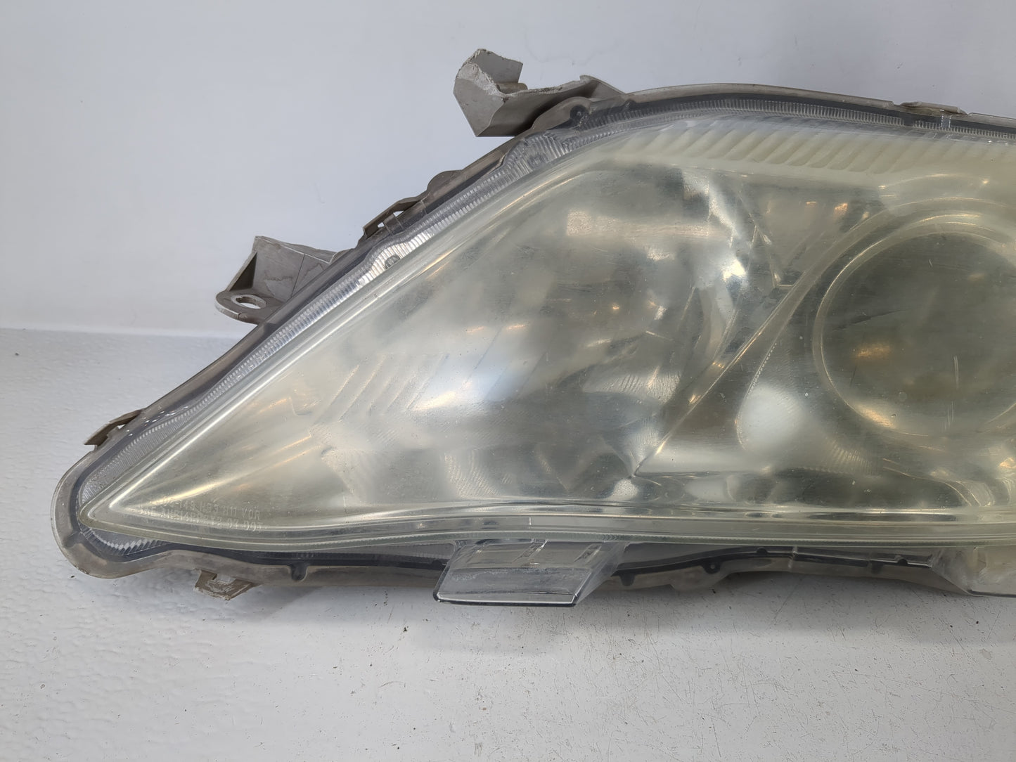 2010-2011 Toyota Camry Driver Left Oem Head Light Headlight Lamp - Oemusedautoparts1.com