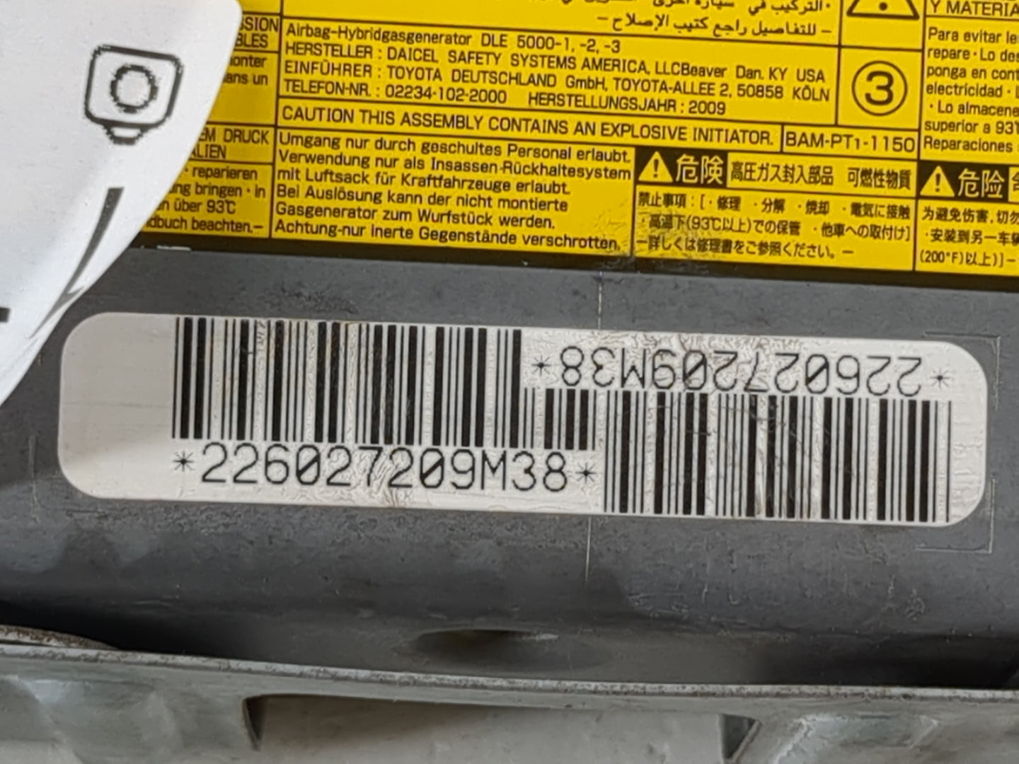 2010-2011 Toyota Camry Air Bag Passenger Right Dashboard OEM P/N:226027209M38 Fits Fits 2010 2011 OEM Used Auto Parts - Oemu