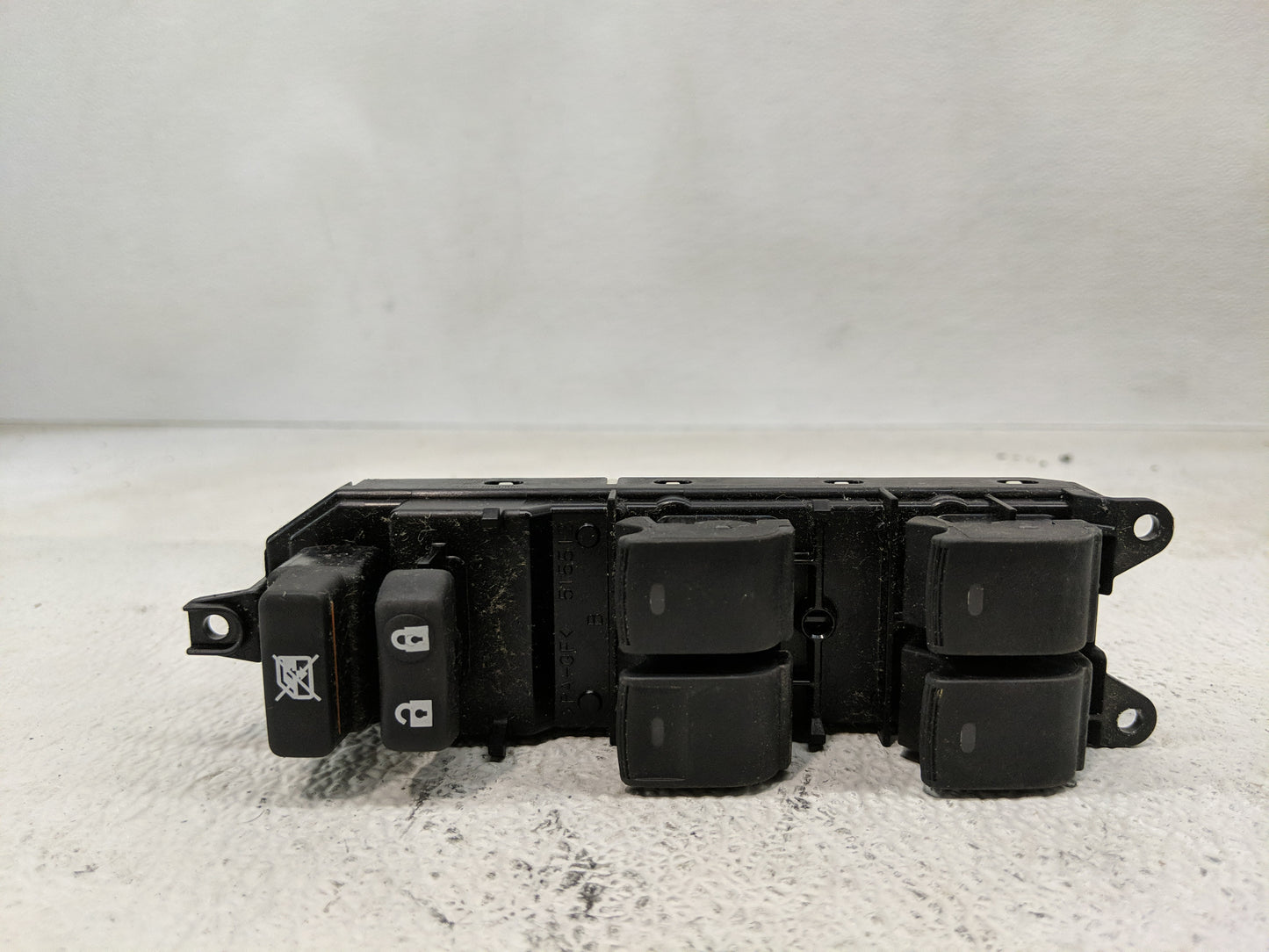 2010-2011 Toyota Camry Master Power Window Switch Replacement Driver Side Left P/N:515512 Fits OEM Used Auto Parts - Oemused