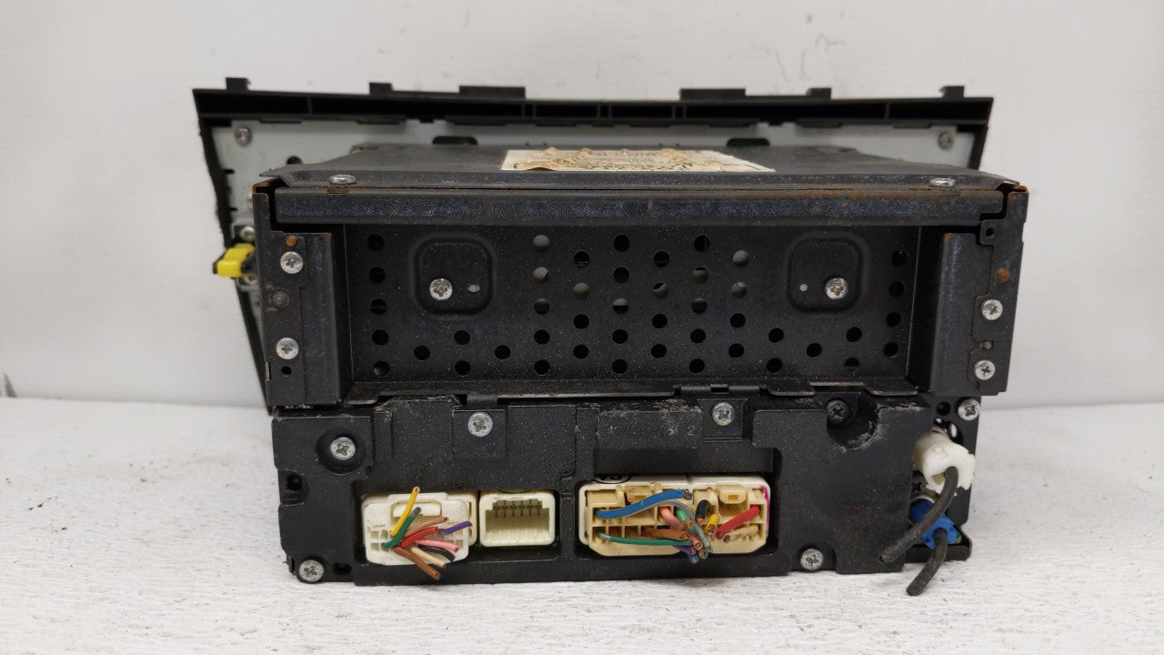 2010-2011 Toyota Camry Radio AM FM Cd Player Receiver Replacement P/N:86120-06480 Fits Fits 2010 2011 OEM Used Auto Parts - 