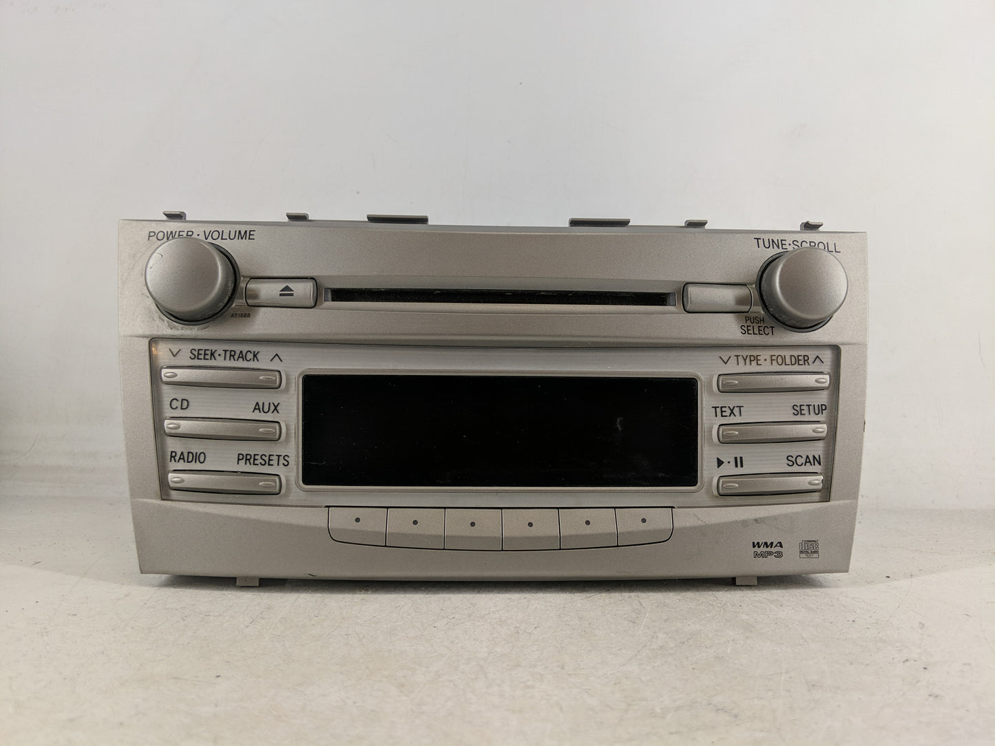 2010-2011 Toyota Camry Radio AM FM Cd Player Receiver Replacement P/N:86120-06700 Fits Fits 2010 2011 OEM Used Auto Parts - 