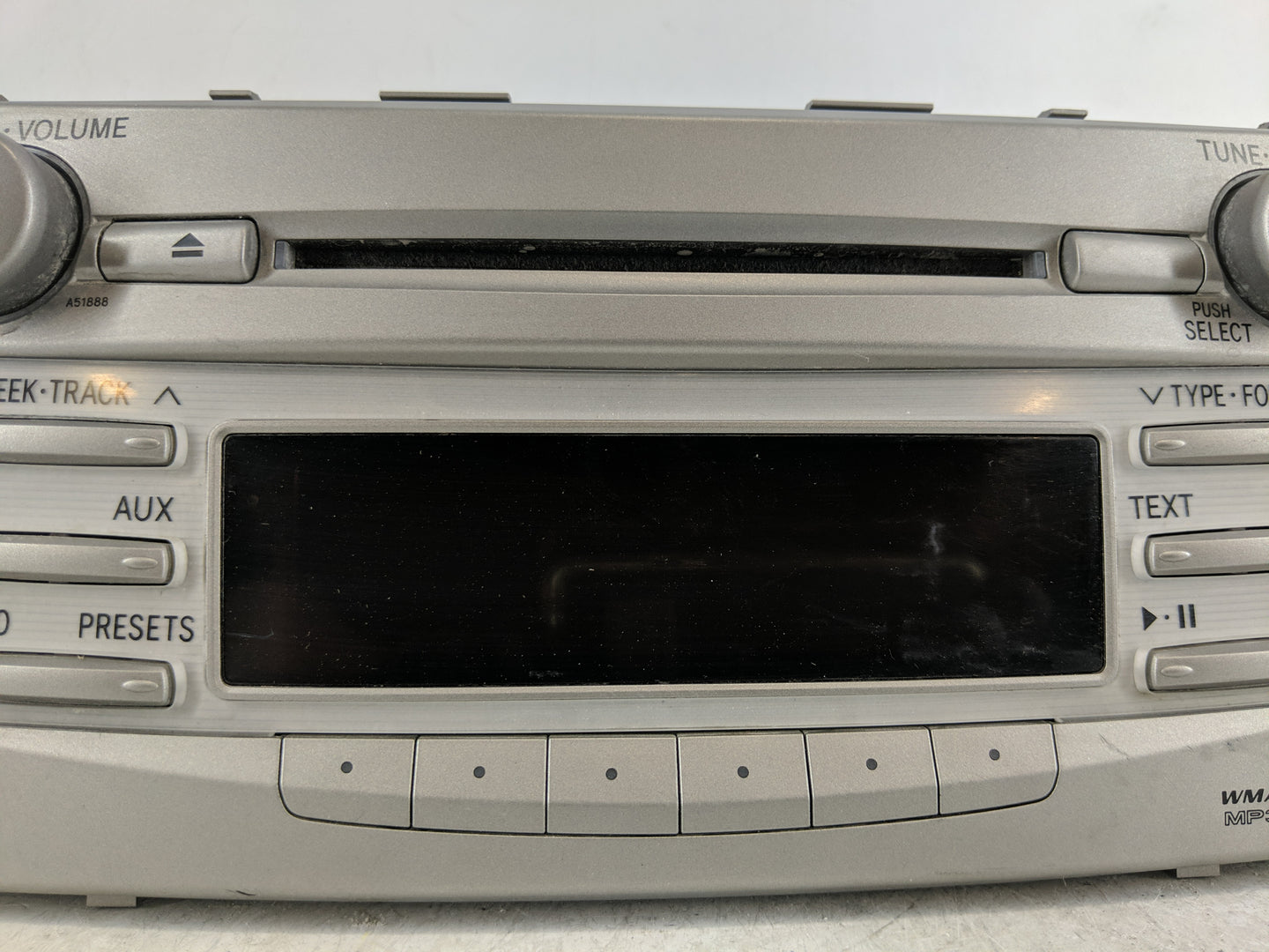2010-2011 Toyota Camry Radio AM FM Cd Player Receiver Replacement P/N:86120-06700 Fits Fits 2010 2011 OEM Used Auto Parts - 