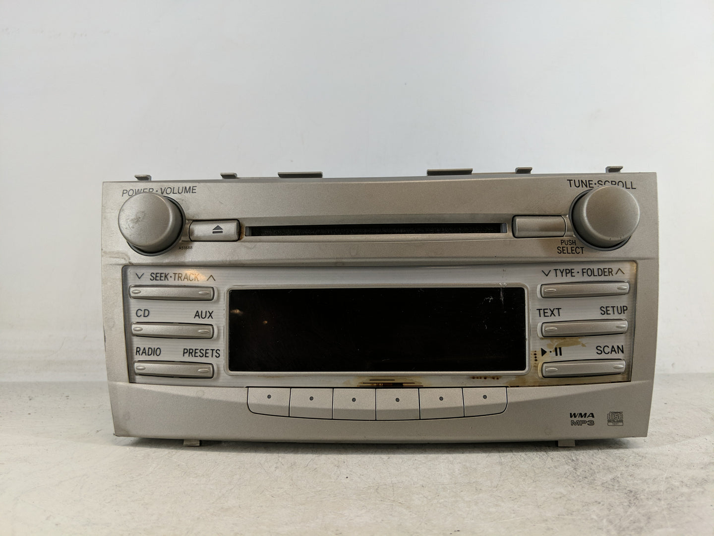 2010-2011 Toyota Camry Radio AM FM Cd Player Receiver Replacement P/N:86120-06700 Fits Fits 2010 2011 OEM Used Auto Parts - 