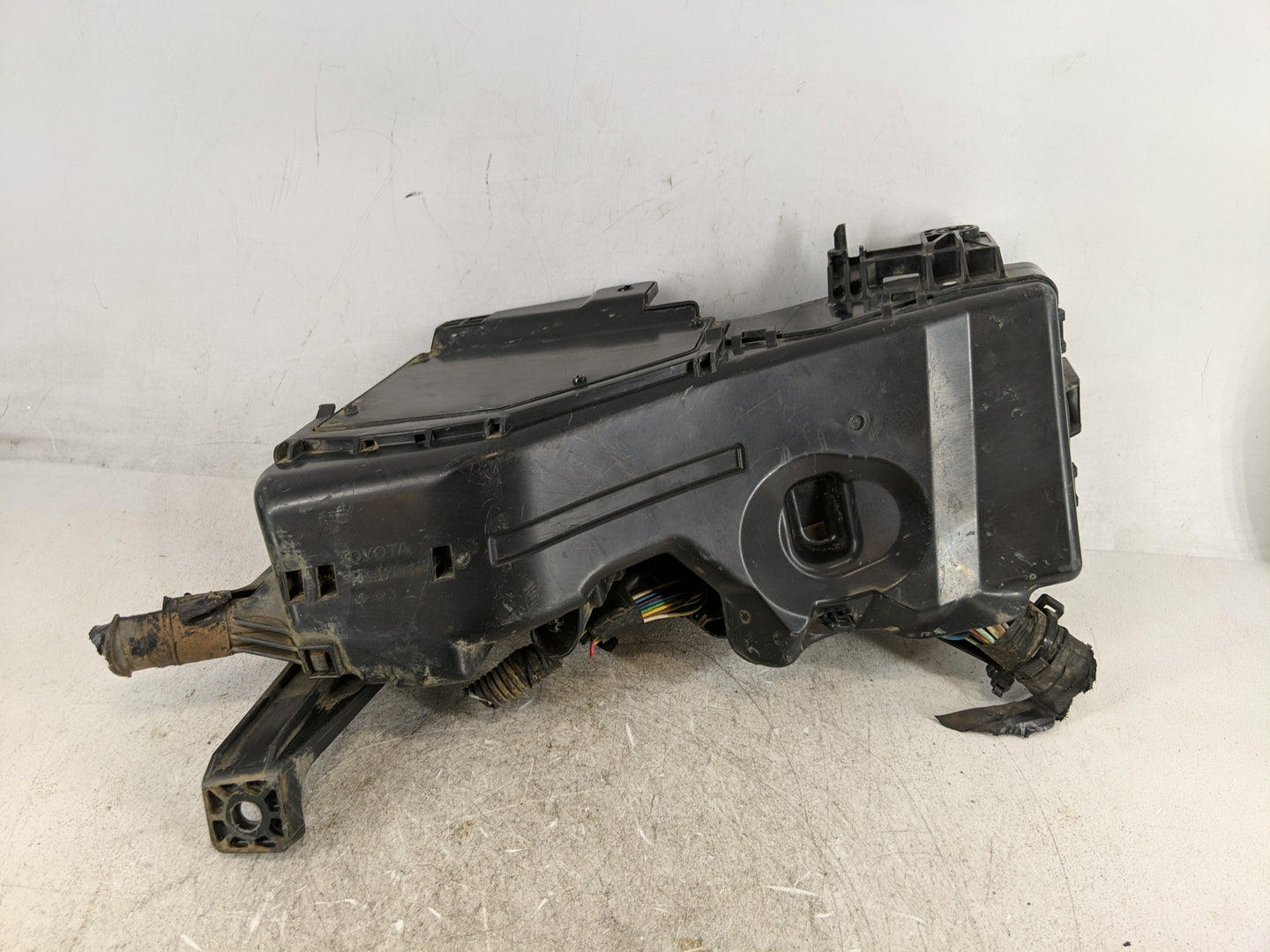 2010-2011 Toyota Camry Fusebox Fuse Box Panel Relay Module P/N:82720-06111 P68498588AC Fits Fits 2010 2011 OEM Used Auto Par