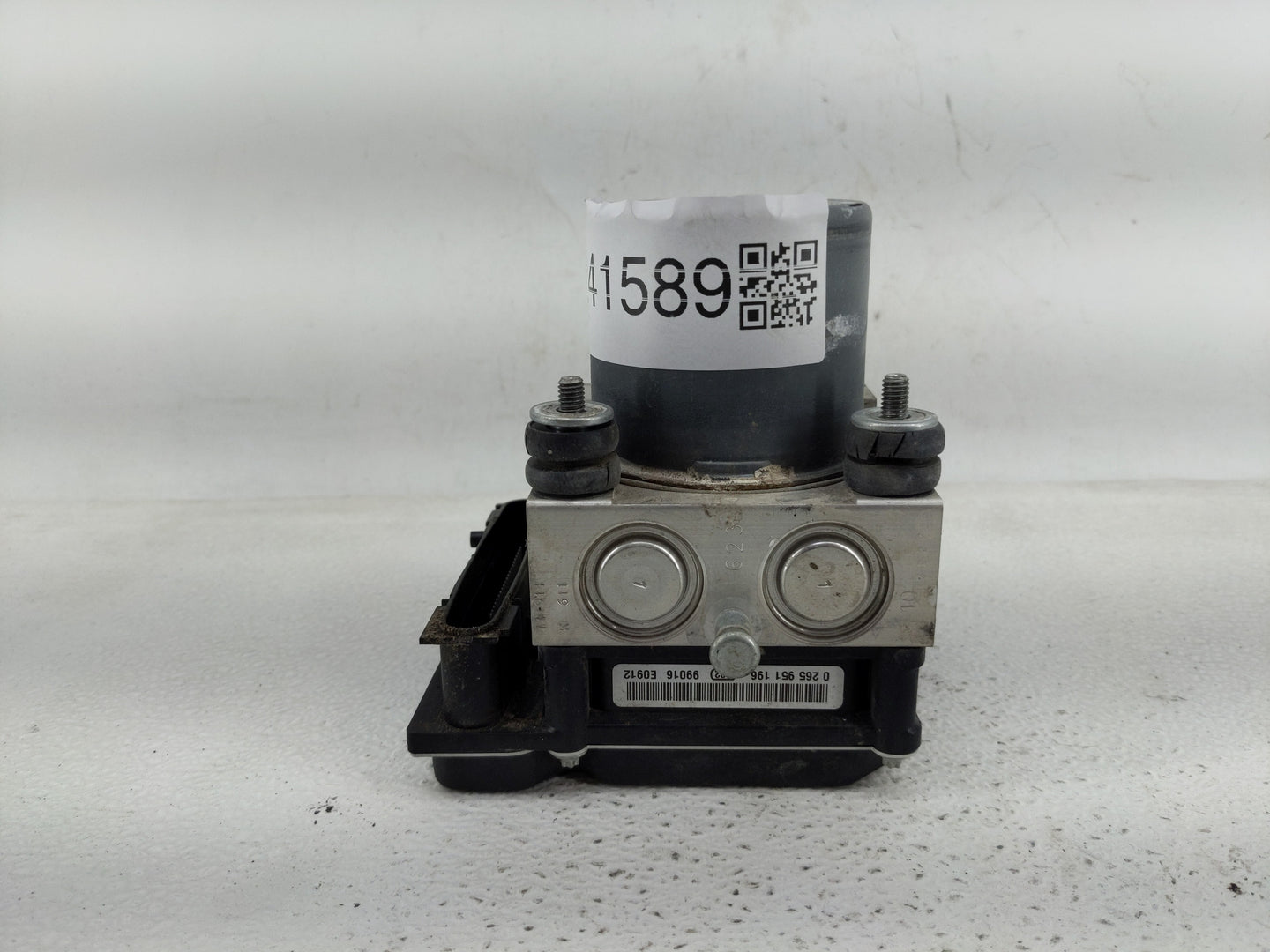 2010 Toyota Camry ABS Pump Control Module Replacement P/N:44540-06050-A Fits OEM Used Auto Parts - Oemusedautoparts1.com