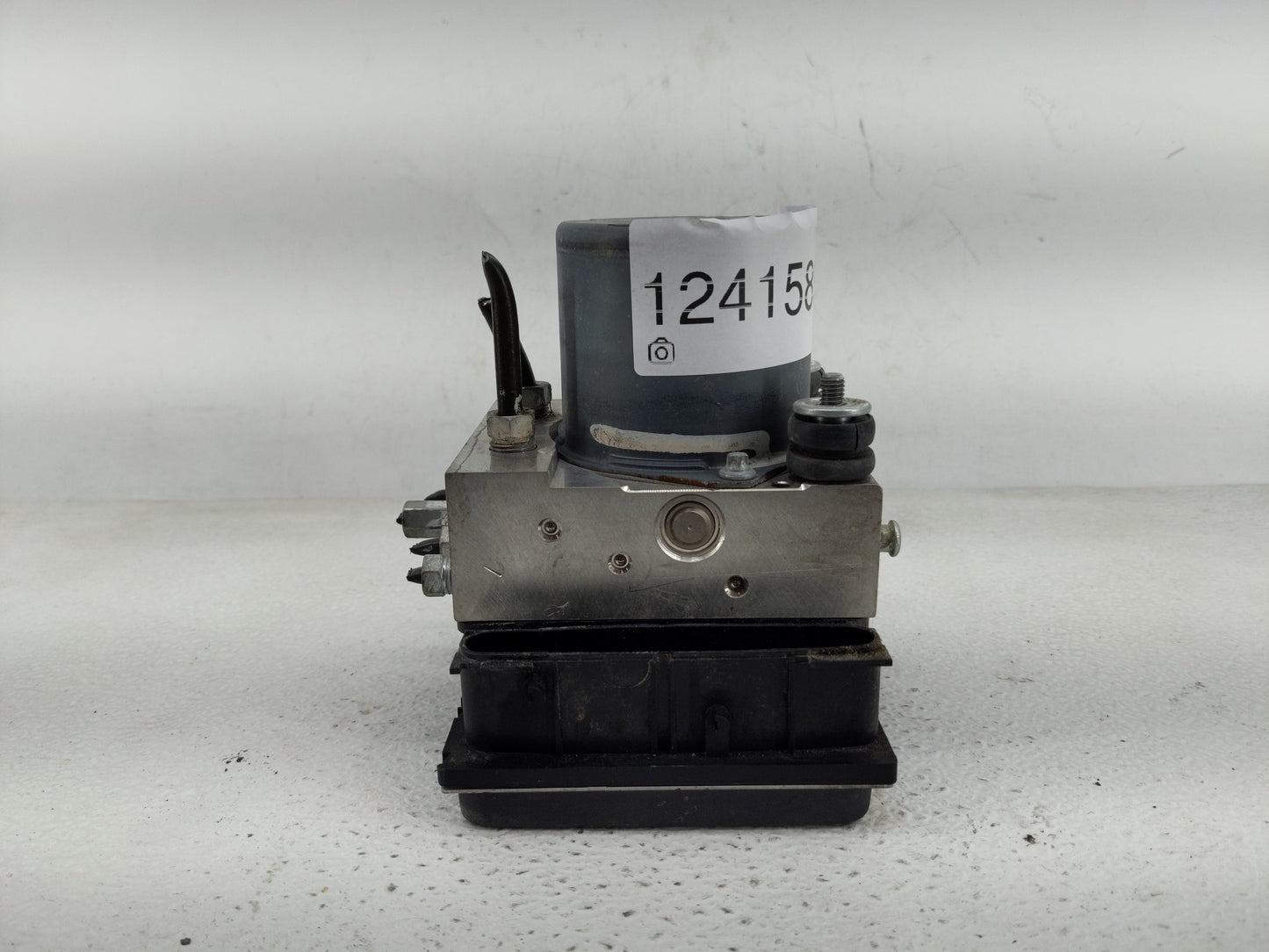 2010 Toyota Camry ABS Pump Control Module Replacement P/N:44540-06050-A Fits OEM Used Auto Parts - Oemusedautoparts1.com