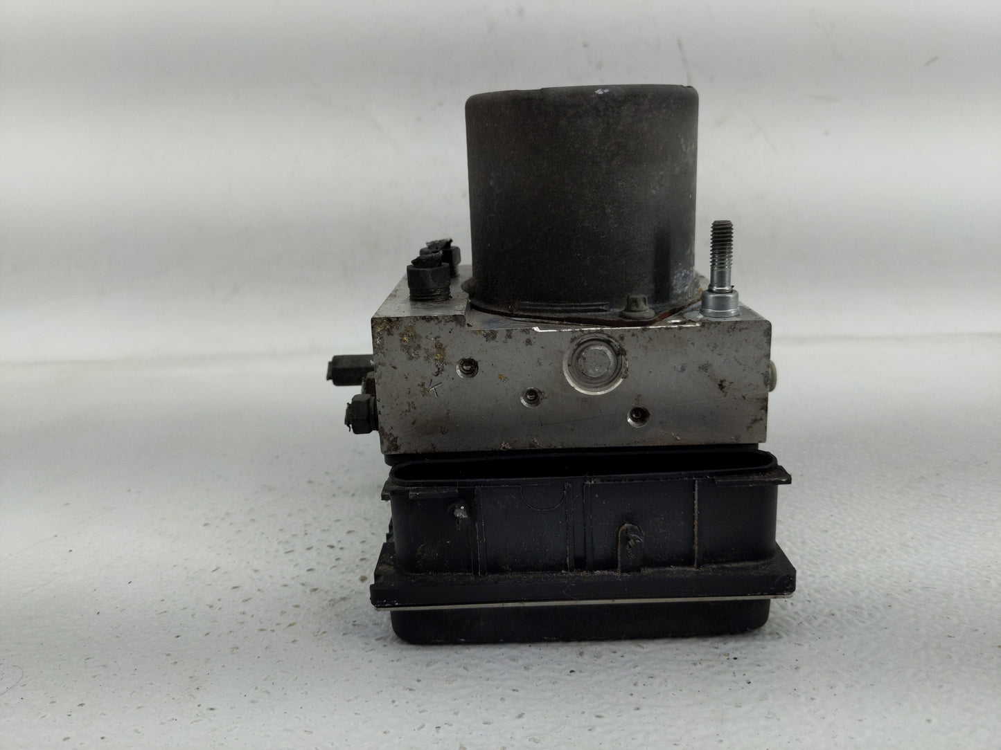 2010-2011 Toyota Camry ABS Pump Control Module Replacement P/N:44540-06050 Fits Fits 2010 2011 OEM Used Auto Parts - Oemused