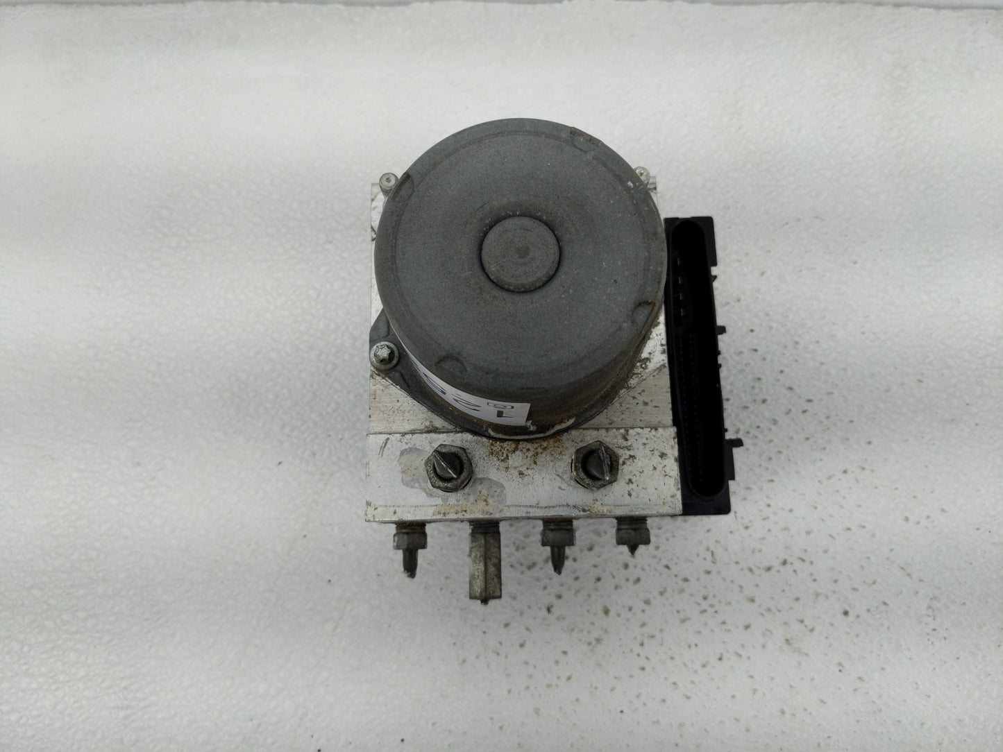 2010-2011 Toyota Camry ABS Pump Control Module Replacement P/N:44540-06050 Fits Fits 2010 2011 OEM Used Auto Parts - Oemused