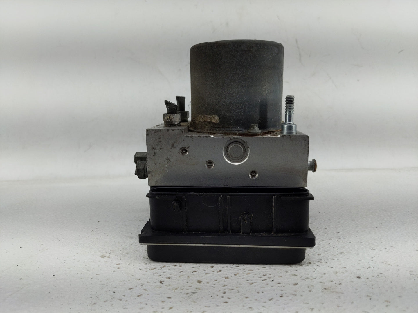 2010-2011 Toyota Camry ABS Pump Control Module Replacement P/N:44540-06050 Fits Fits 2010 2011 OEM Used Auto Parts - Oemused